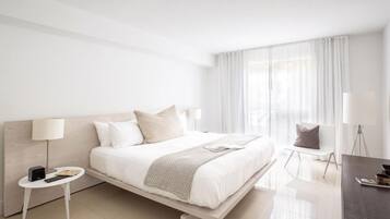 1 bedroom, iron/ironing board, internet