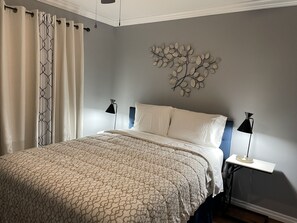 4 Schlafzimmer, Schreibtisch, Bügeleisen/Bügelbrett, kostenloses WLAN