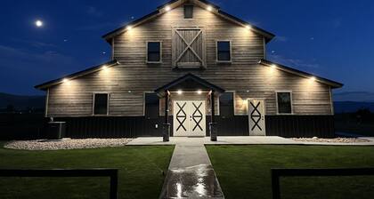 Barndominium with New indoor Gym located 8 miles from North shore of Bear Lake.