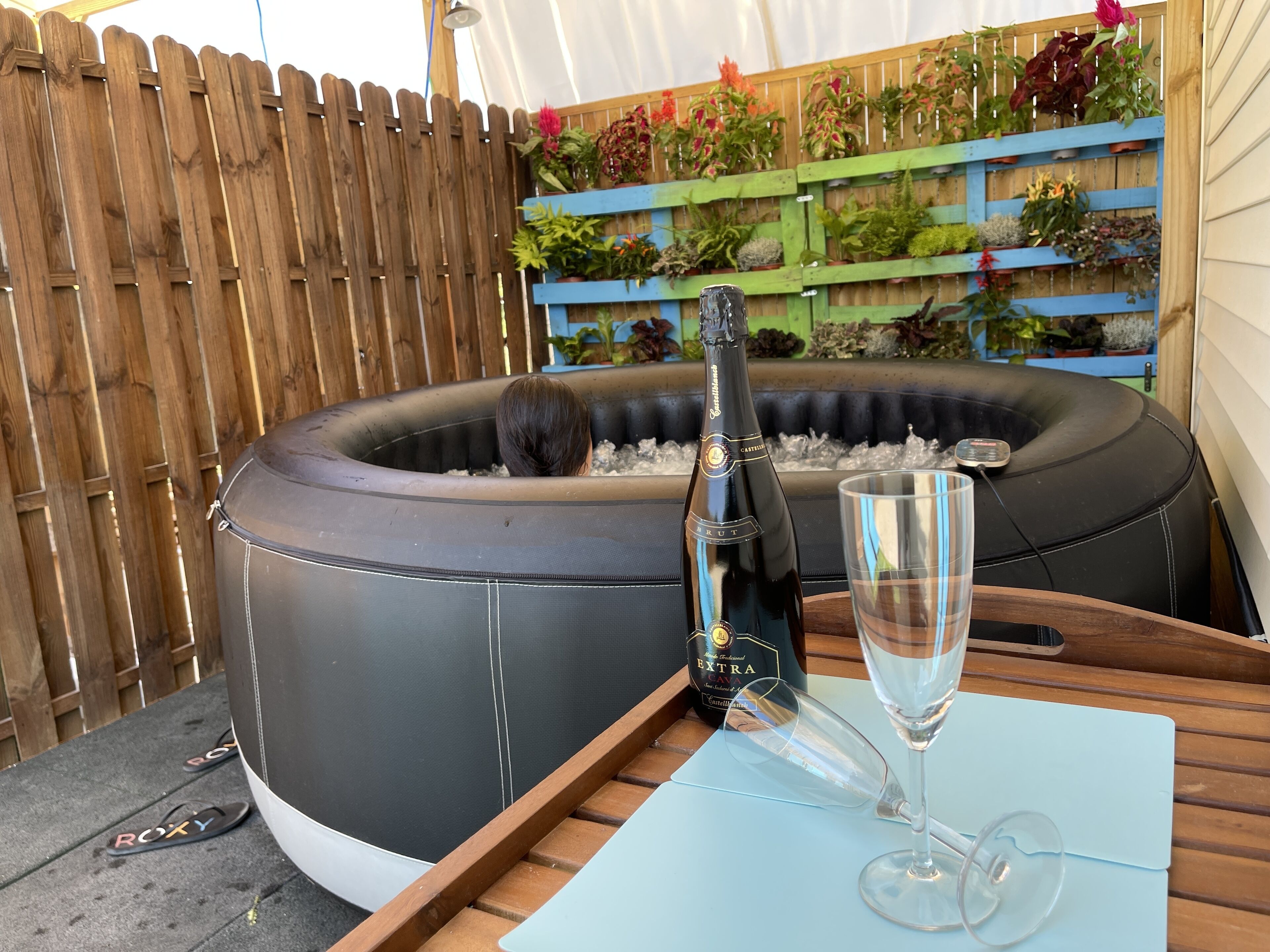 Bain à remous extérieur