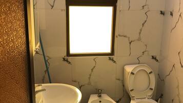 Phòng đôi cơ bản | Phòng tắm