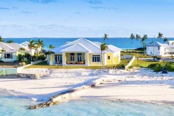 Paradise Found! Beachfront Villa - Treasure Cay, Great Abaco, Bahamas