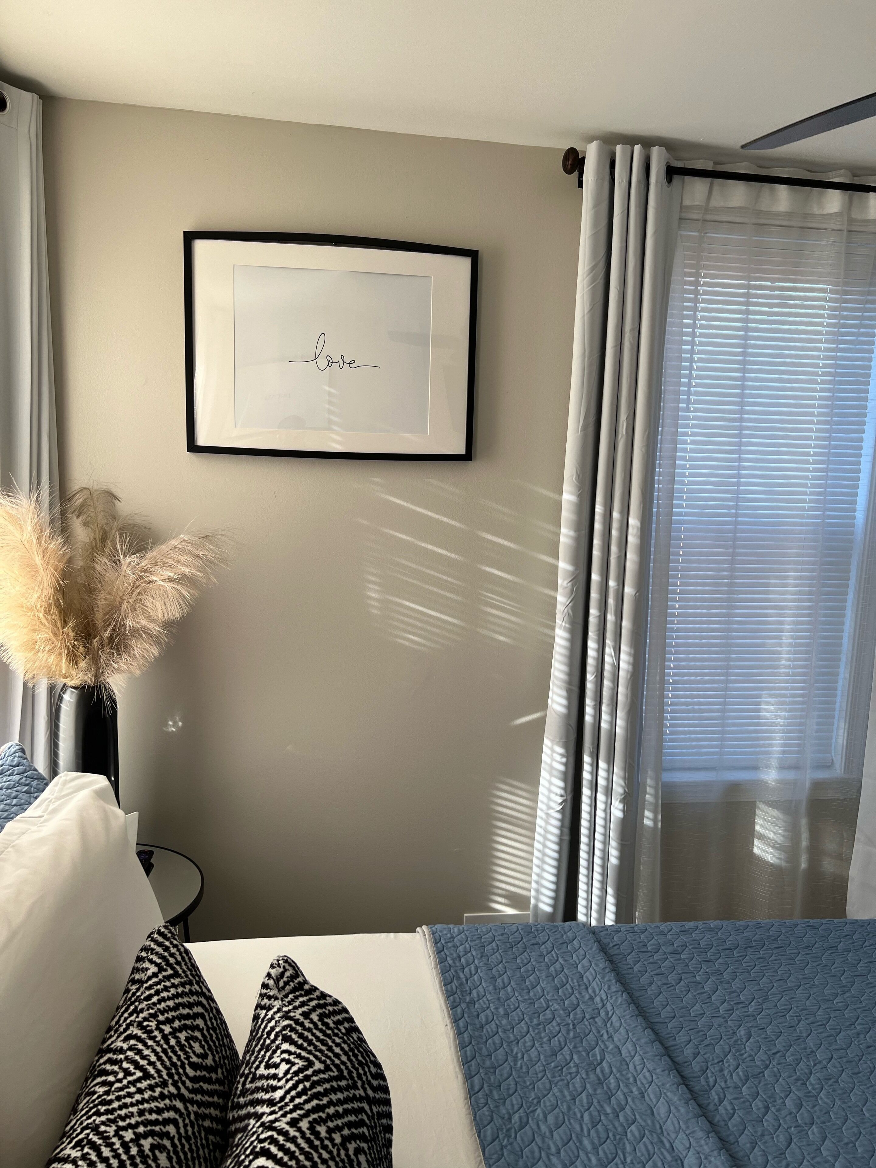 2 slaapkamers, een strijkplank/strijkijzer, gratis wifi, beddengoed