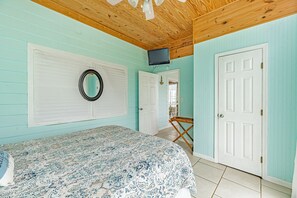 3 chambres, fer et planche à repasser, Wi-Fi gratuit, draps fournis