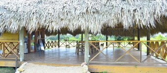 FO-11 Finca Oasis - Rest, Disconnect, Reconnect