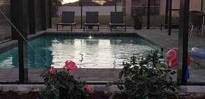 Beheizter Pool