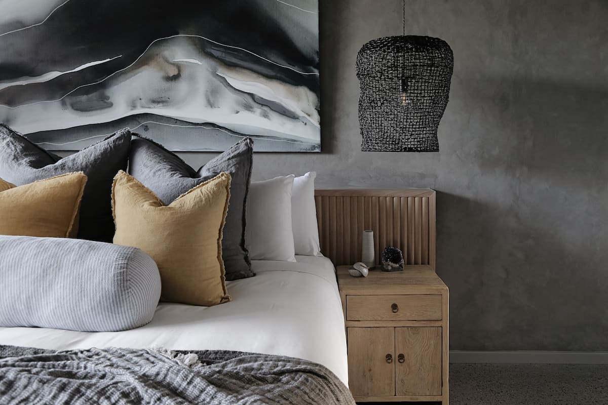 hinterland | 1 bedroom, hypo-allergenic bedding, individually decorated