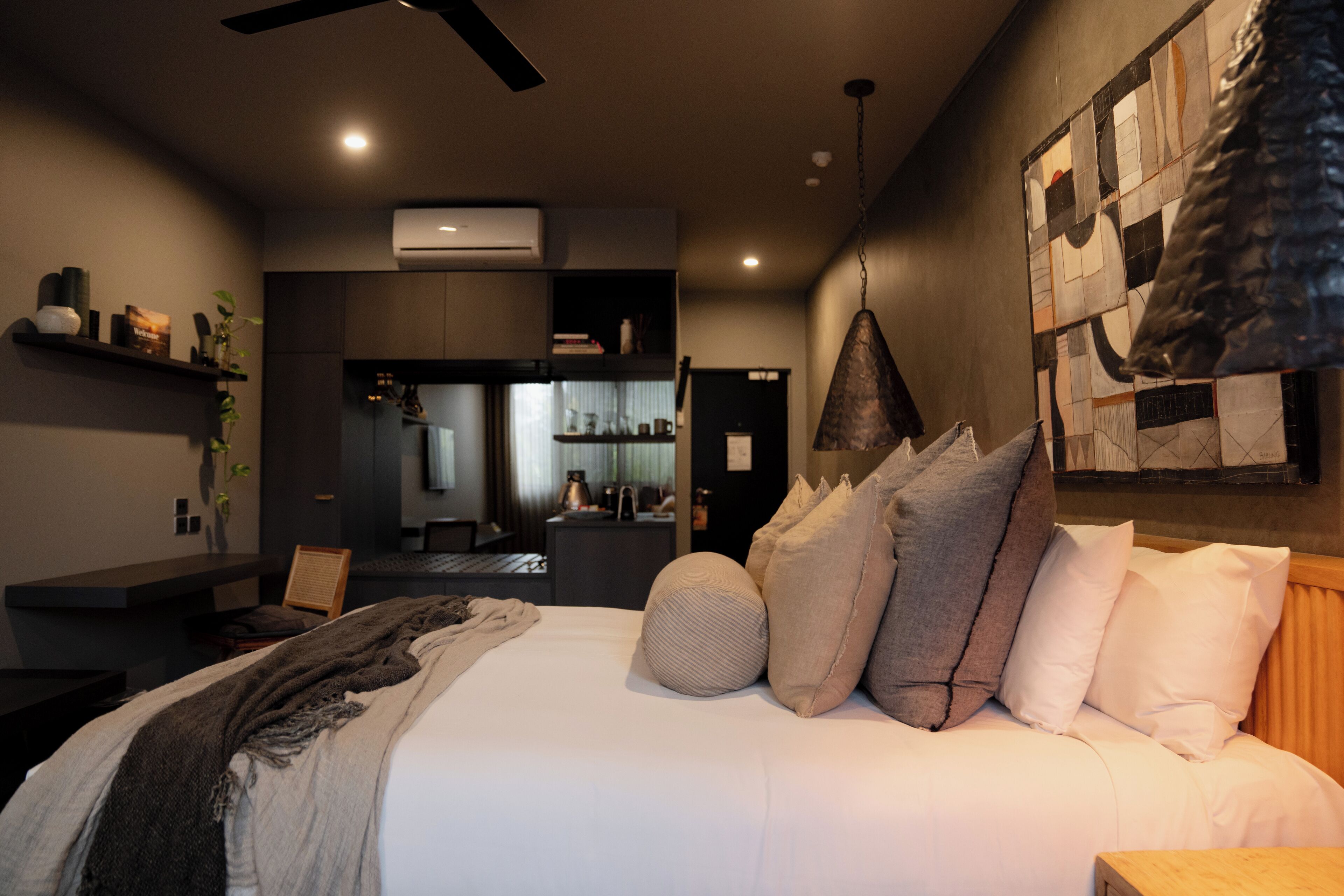 Hinterland | Hypo-allergenic bedding, individually decorated, individually furnished