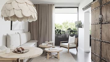 Suite (HOLA) | Wohnbereich