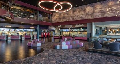 Norwood Luxe Suite- Pet friendly & Commuter friendly