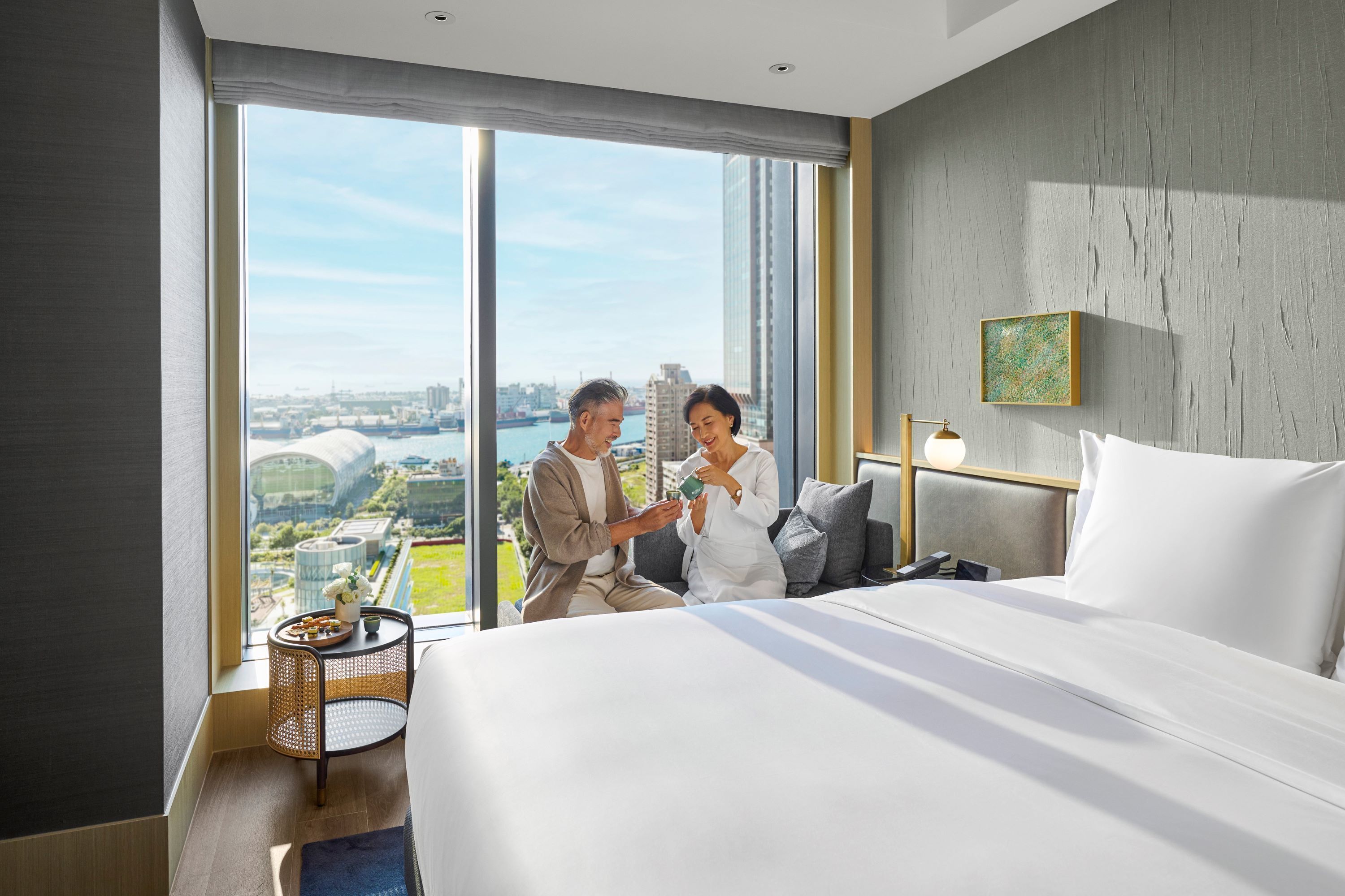 premium bedding, minibar, in-room safe, desk