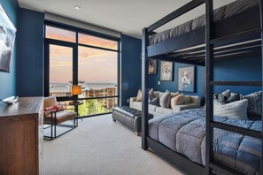 3 bedrooms, WiFi