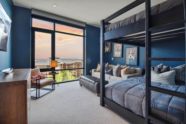 3 bedrooms, WiFi