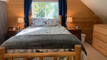 1 habitación, tabla de planchar con plancha y cuna de viaje