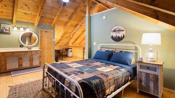 2 bedrooms, desk, iron/ironing board, free WiFi