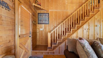 Smart TV, fireplace, offices