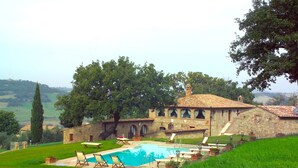 Utomhuspool