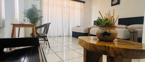 Rom, 1 soverom, røyk, balkong | Innvendig