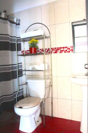 Room, 1 Bedroom, Smoking, Balcony | Bathroom