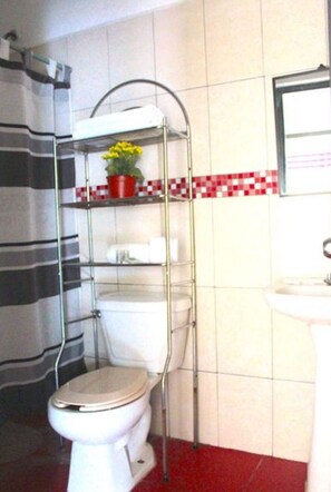Kamar, 1 kamar tidur, Boleh Merokok, balkon | Kamar mandi