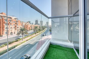 Studio, Smoking | Balcony