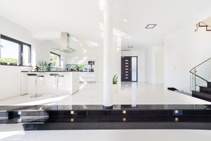 Villa, 5 Schlafzimmer, eigener Pool, Gartenblick | Eigene Küche