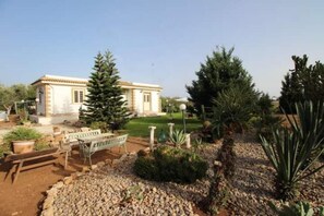 Appartement, 1 chambre, fumeurs, patio | Enceinte de l’hébergement
