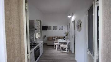 Apartamento, 1 habitación, fumadores, patio | Cocina privada