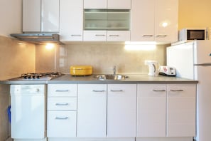 Departamento, 2 habitaciones, para fumadores, Terraza | Interior