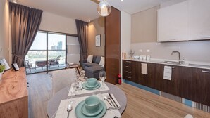 Microwave, oven, dishwasher - Park View Spacious Studio Dubai (Dubai)