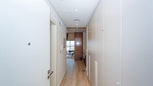 Unclassified image, 5 of 15, button - Gorgeous Studio With Balcony Park View (Dubai)