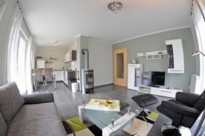 Televisión, chimenea