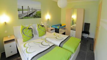 3 Schlafzimmer, Reisekinderbett, WLAN