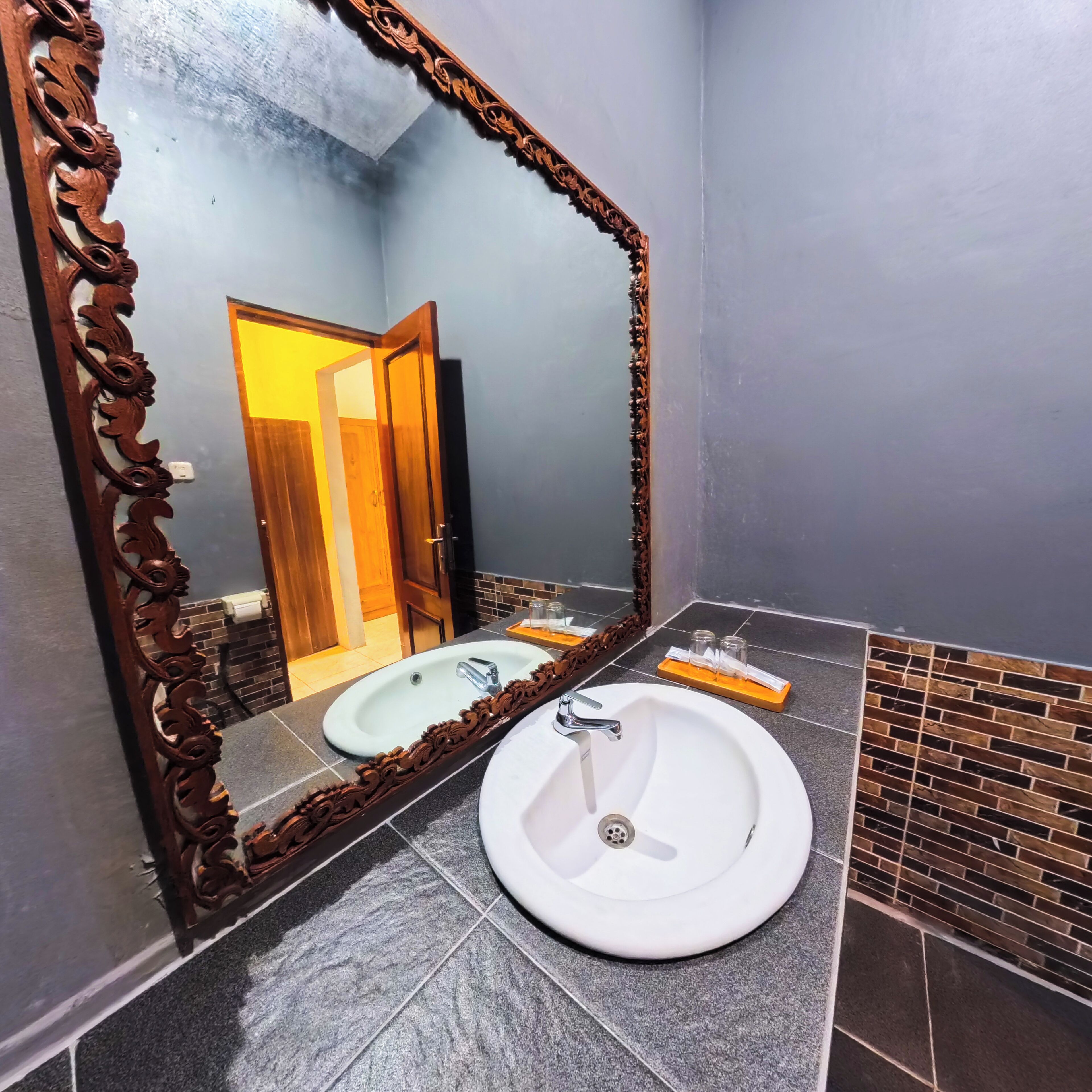 家庭房 | 浴室 | 淋浴设施、毛巾