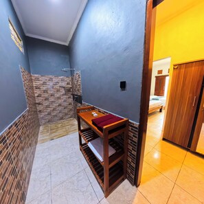 Skrivebord, gratis Wi-Fi