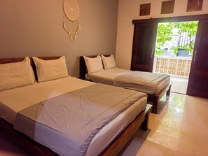 Standard Family Room - Ketapang Guesthouse Echo Beach Canggu (Canggu)