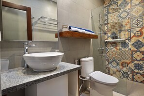 Villa, 1 Bedroom, Private Pool | Bathroom | Shower, free toiletries, hair dryer, towels - Belle Astina (Canggu)