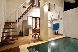 Villa, 2 chambres, piscine privée | Cuisine privée | Cafetière/bouilloire, bouilloire électrique