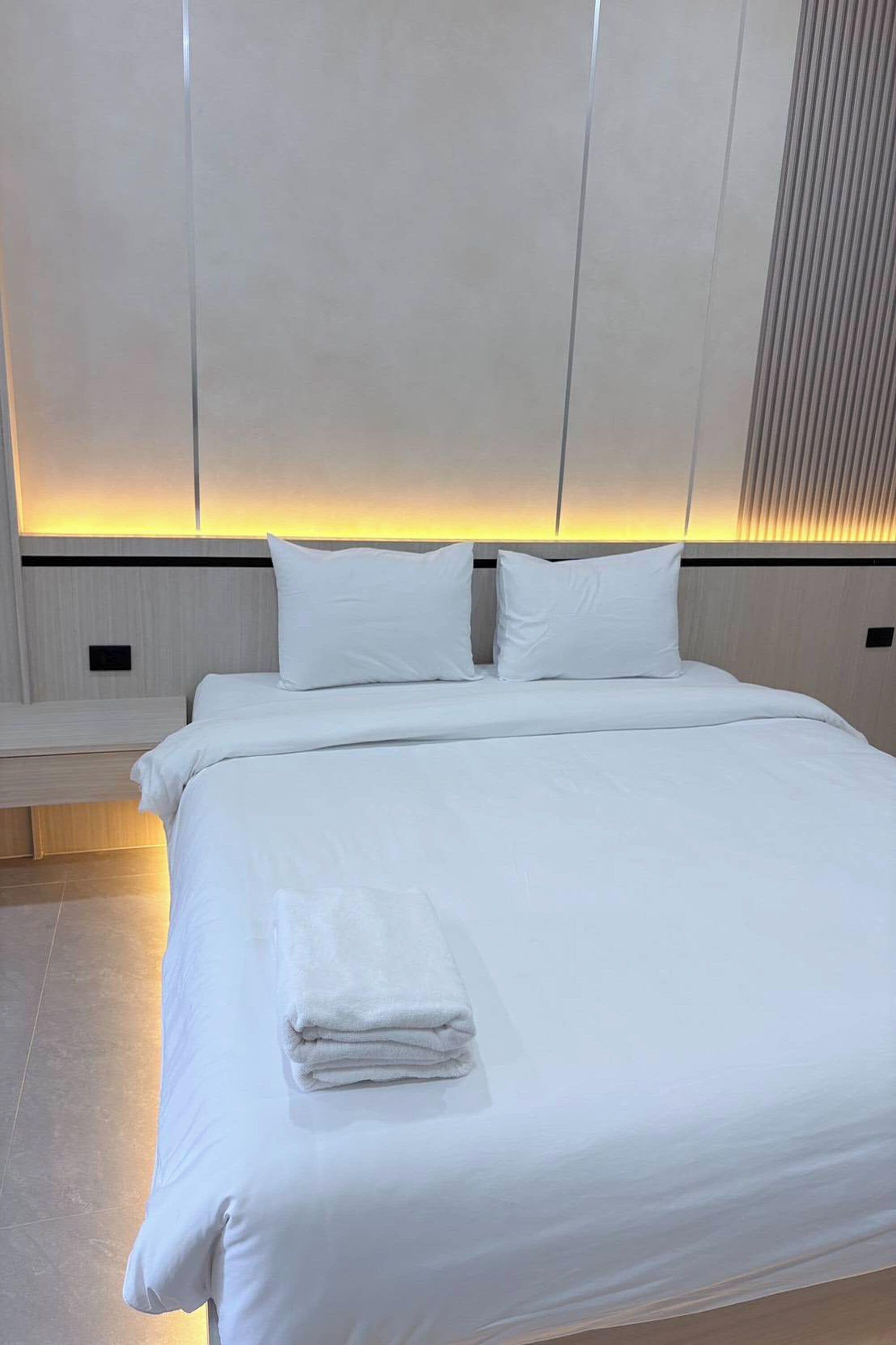 룸, 킹사이즈침대 1개 | 책상, 무료 WiFi, 침대 시트