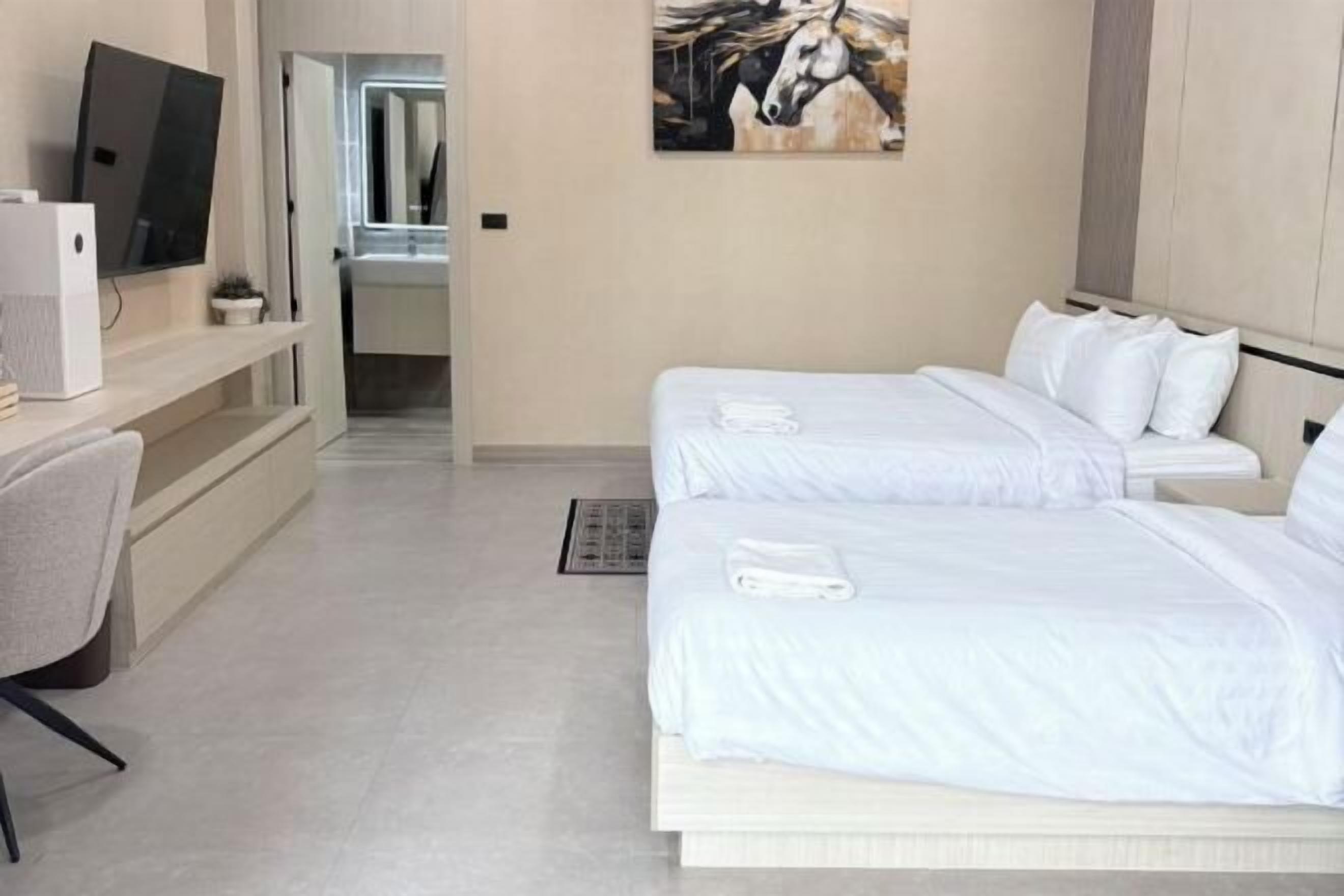 Desk, free WiFi, bed sheets