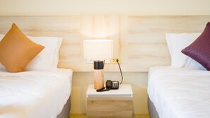 In-room safe, desk, iron/ironing board, free WiFi - Mystays Phuket (Ko Kaeo)
