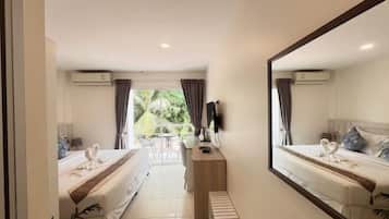 In-room safe, desk, iron/ironing board, free WiFi