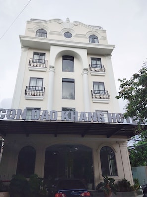 Front of property - Khang Hotel Con Dao (Ho Chi Minh City)