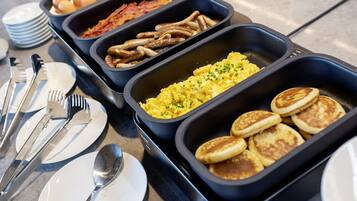 Daily buffet breakfast (EUR 28 per person)