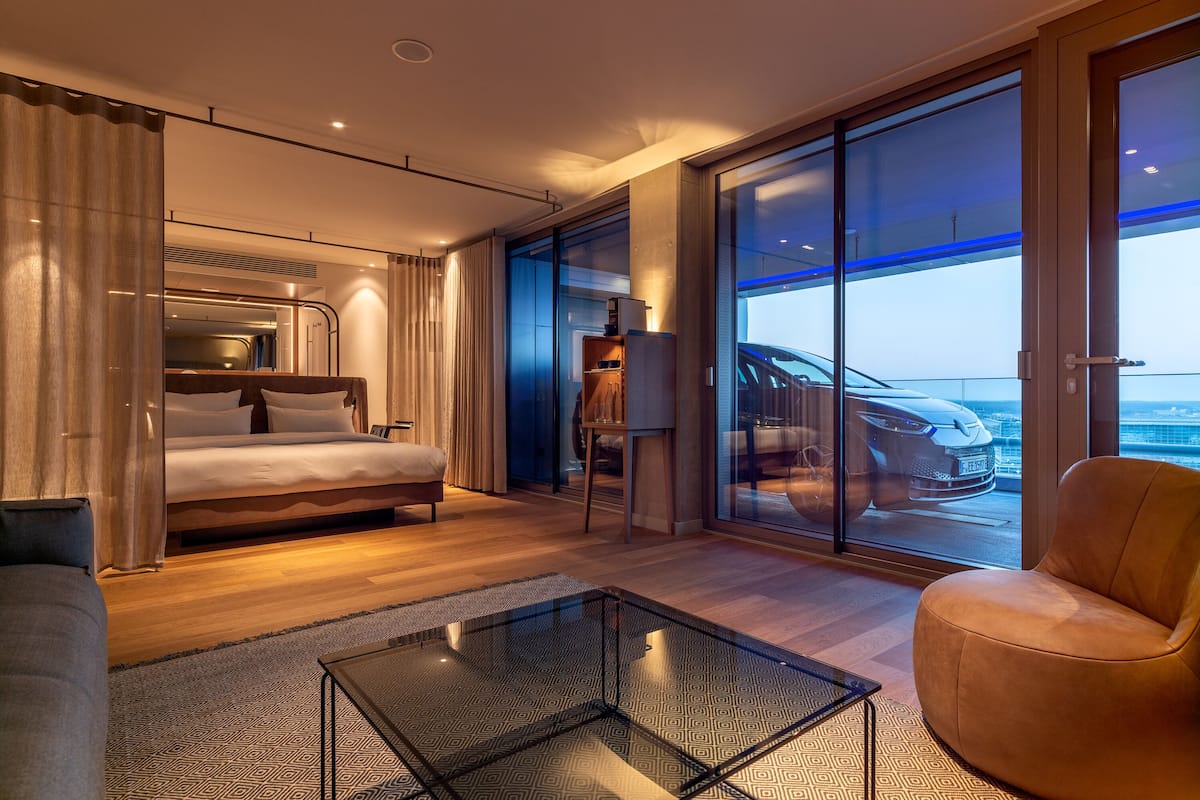 soundproofing, iron/ironing board, free wifi, bed sheets