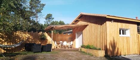 Ulkoruokailutilat