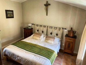 3 quartos, ferros/tábuas de passar roupa, Wi-Fi de cortesia