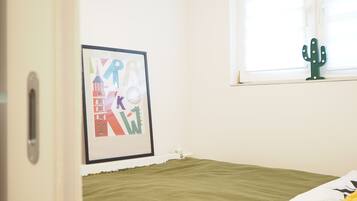 1 bedroom, iron/ironing board, WiFi