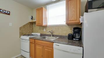 Fridge, microwave, stovetop, toaster