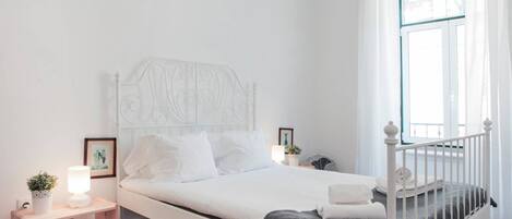 3 chambres, bureau, fer et planche à repasser, Wi-Fi